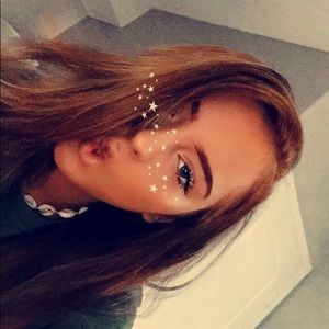 Meet your Posher, Helena